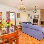 Cubo's Casa Suenos * Coín