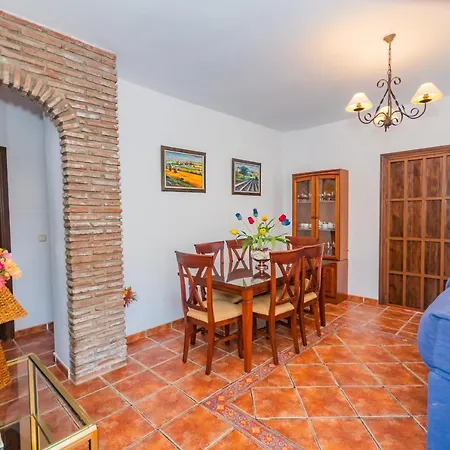 Cubo's Casa Suenos Nyaraló Coín